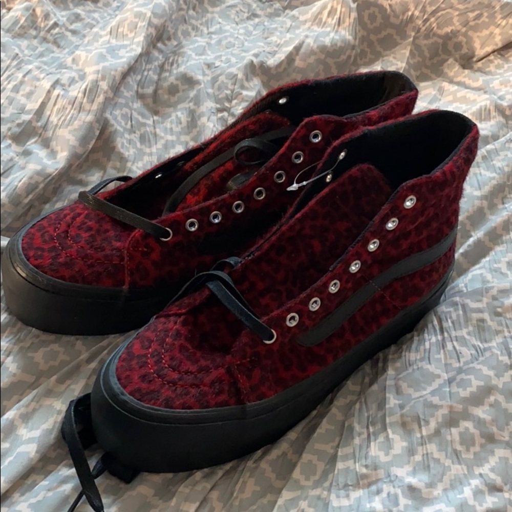 *SOLD* NWOB Red Cheetah Vans